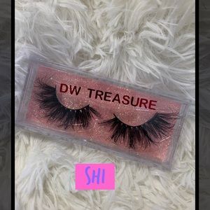 25mm Mink Lashes (Shi)